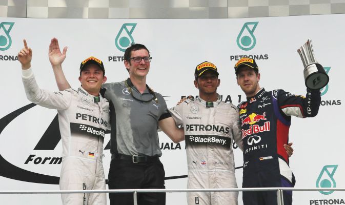 F1, Hamilton vince in Malesia, Rosberg secondo, Alonso quarto